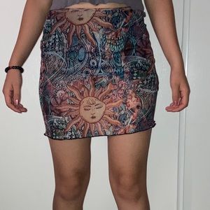 im selling this brand new SHEIN skirt